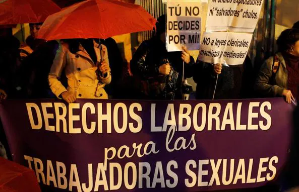 ¿prostitución O Trabajo Sexual El Debate Que Enfrenta Al Feminismo Llega A La Universidad Elemk 5614
